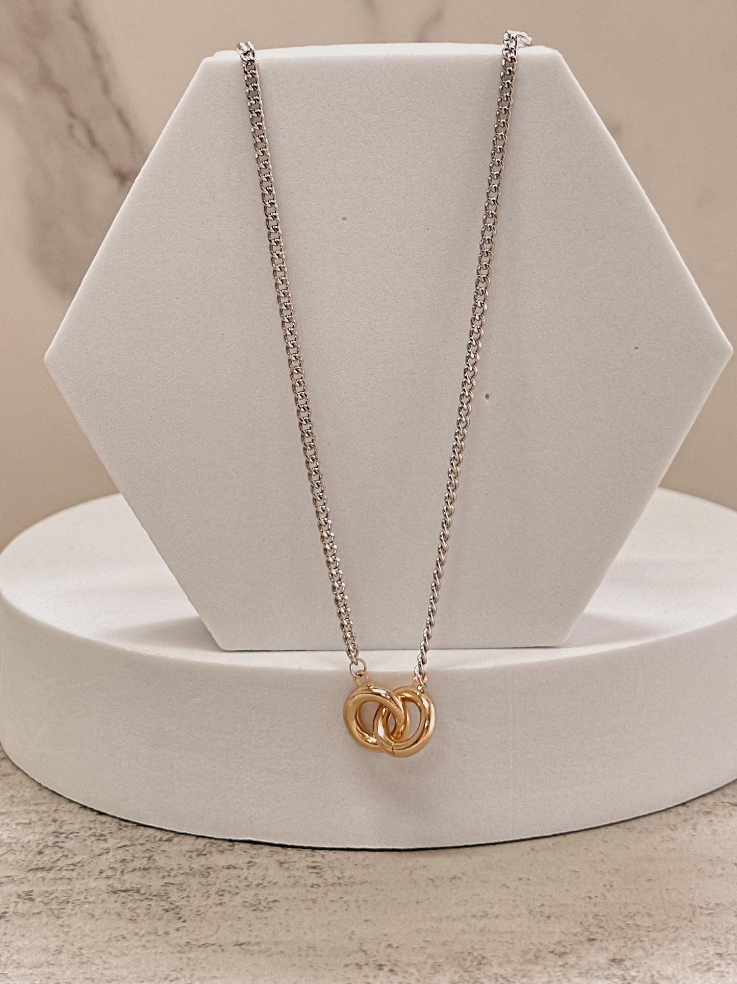 Cadena eslabón enlazado