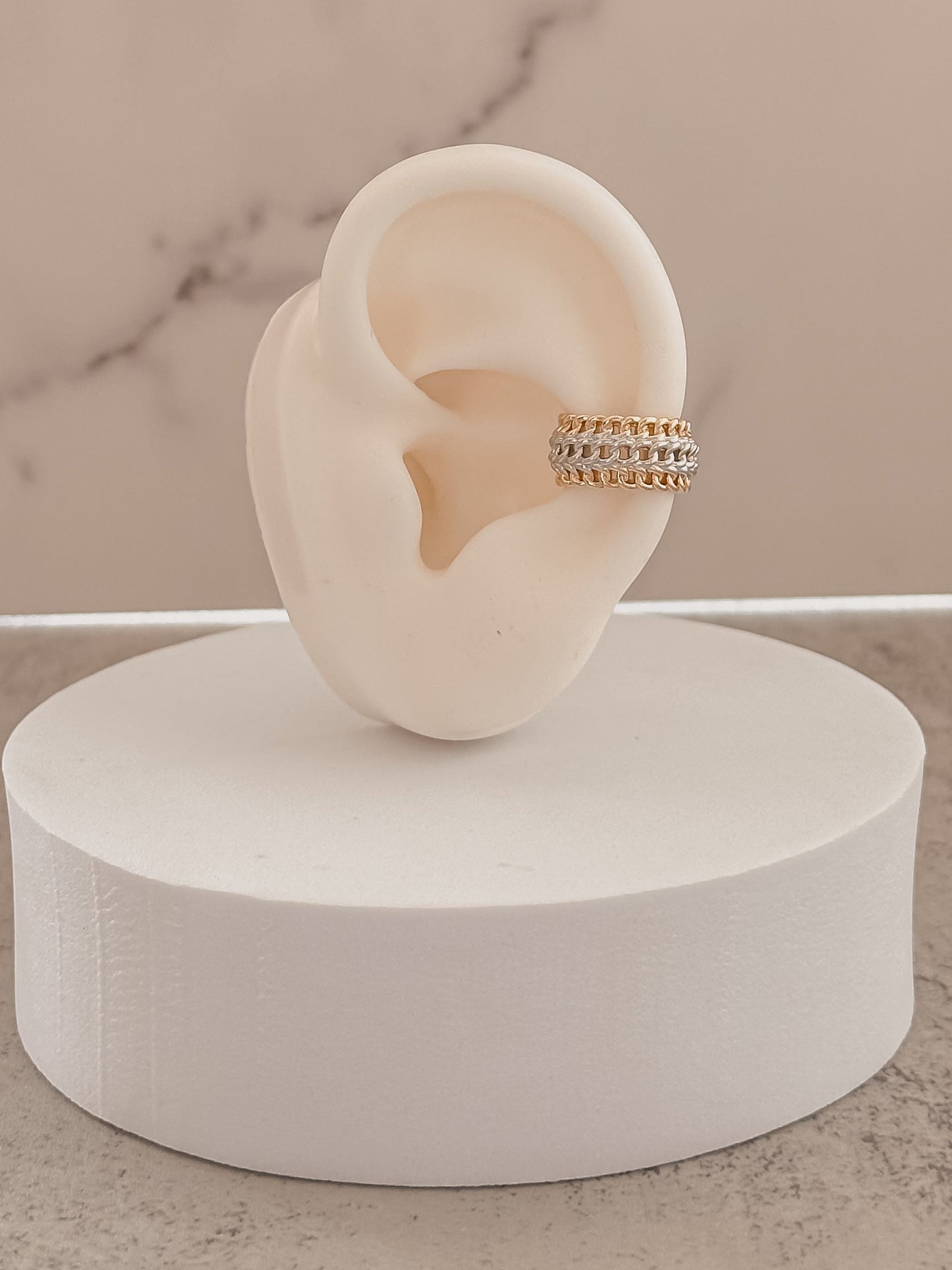Ear cuff color dorado y plata