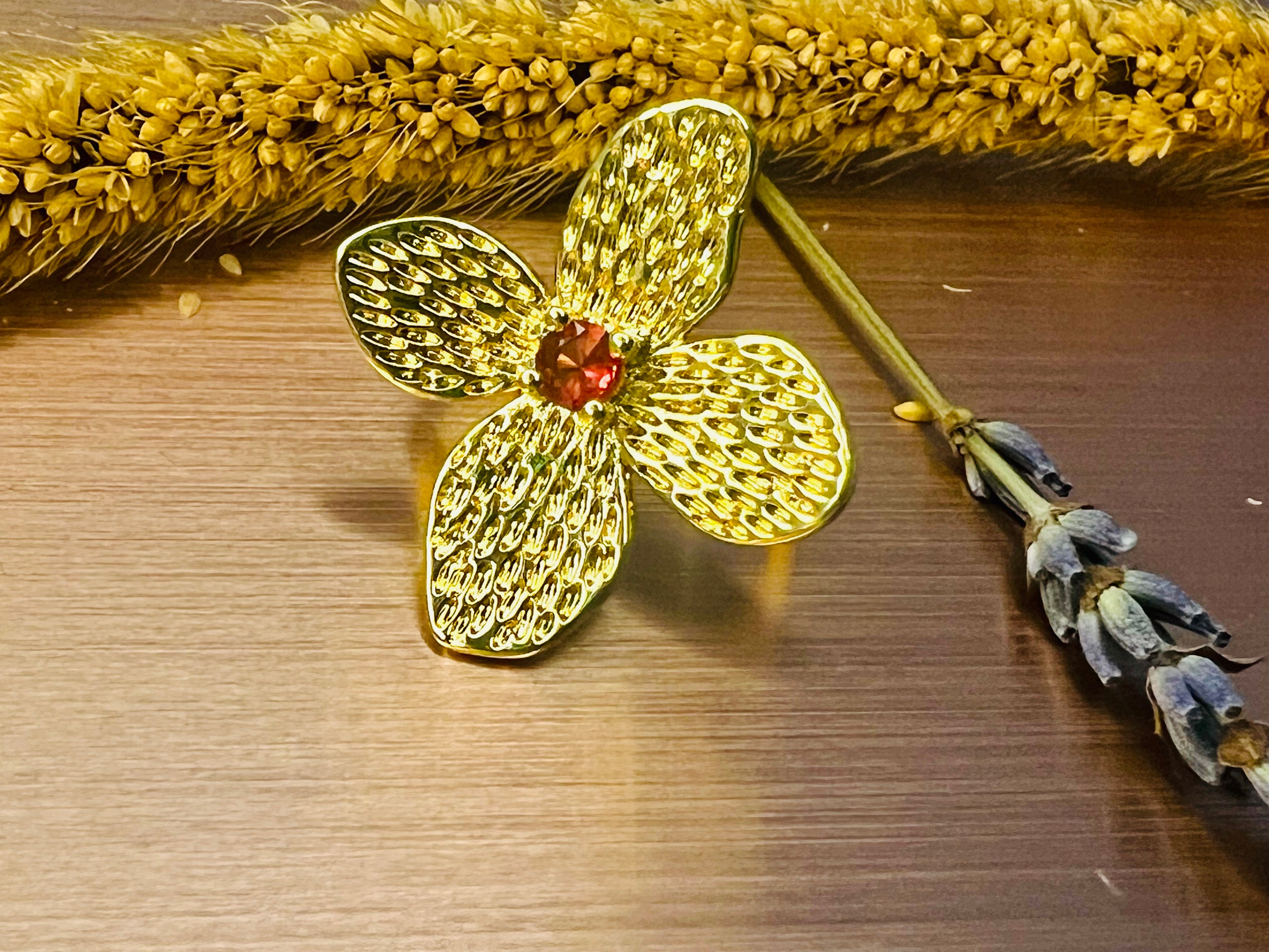 Sortija flor