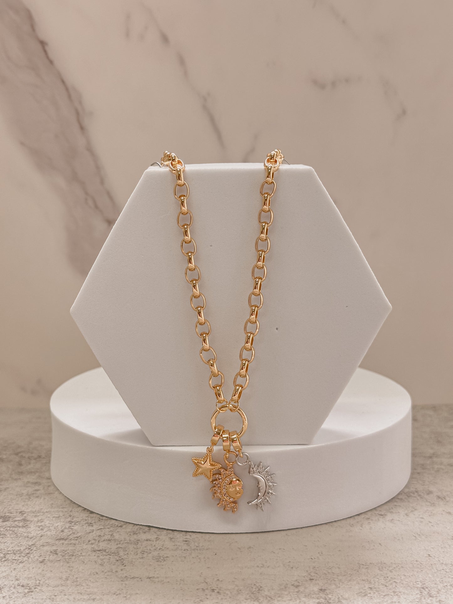 Collar sol dorado y Luna  plata