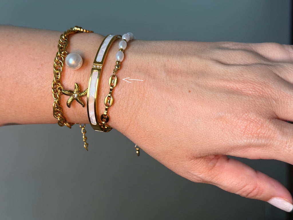 Pulsera oro y perlado